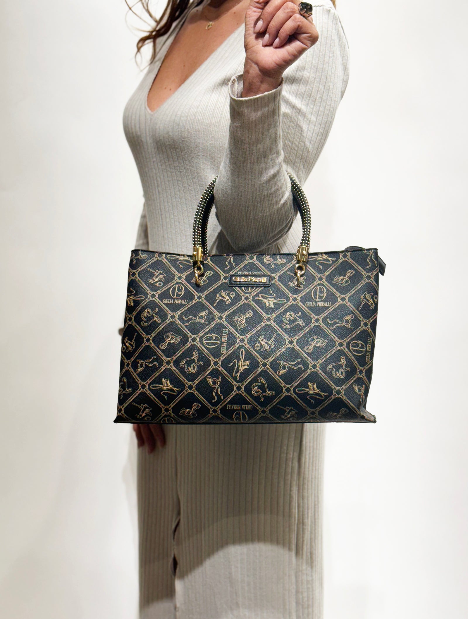 Isadora Satchel