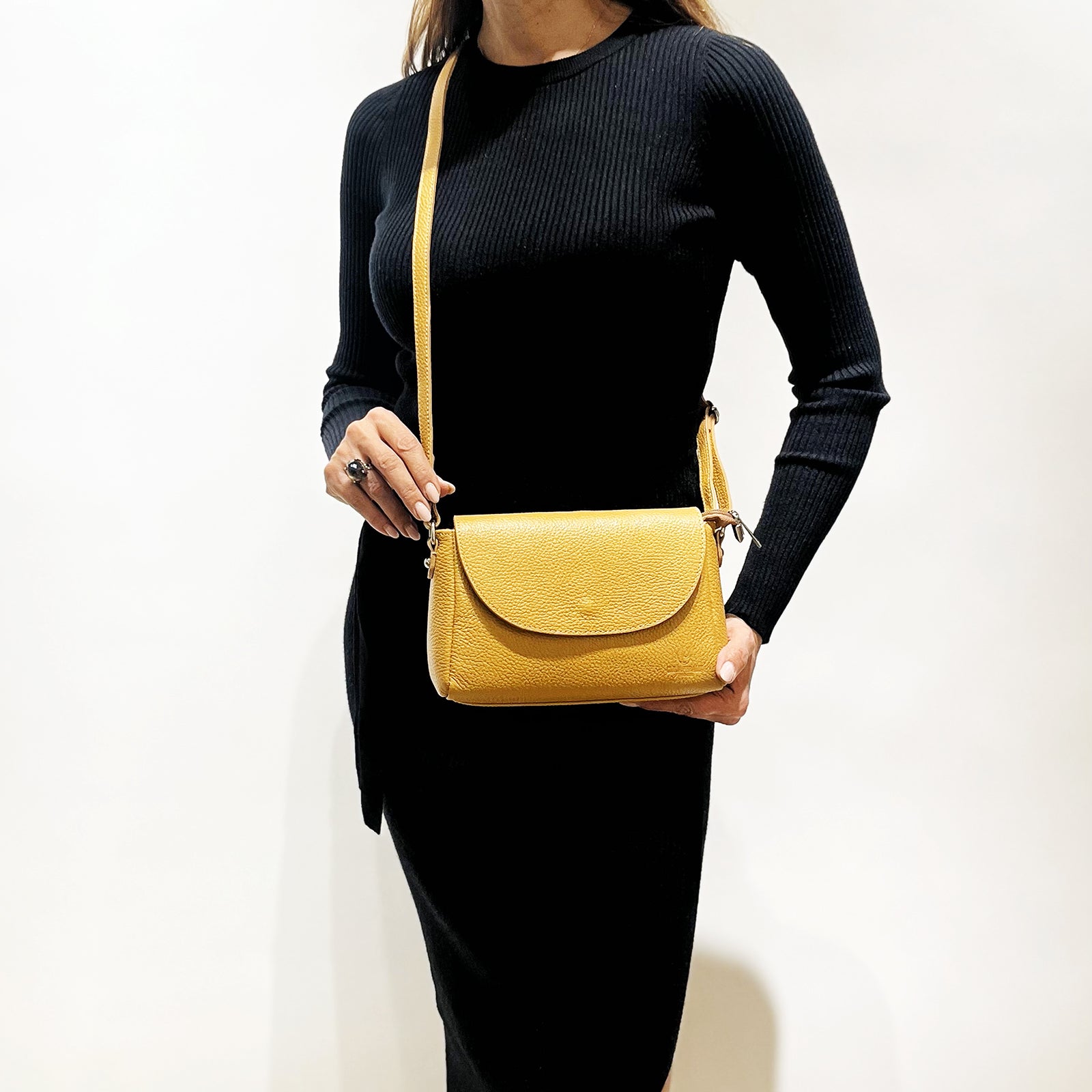 Perla Crossbody Bag